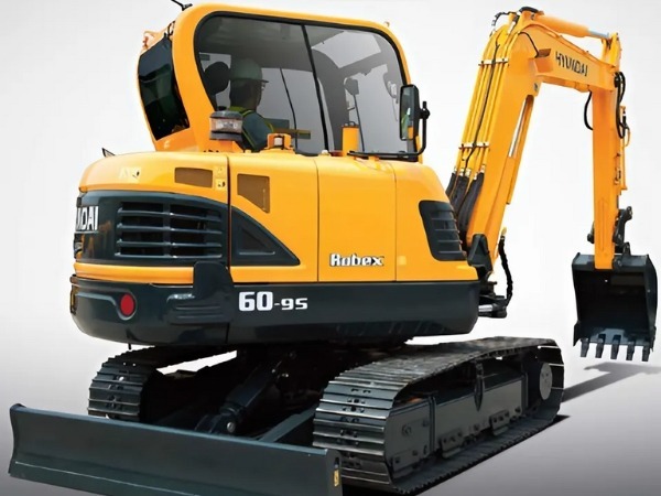 Máy xúc mini làm vườn - Hyundai R60-9S gầu 0,2m3